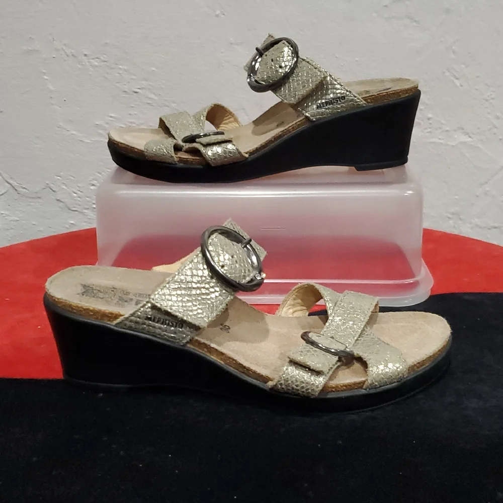 Mephisto Air Flex Gold Leather Wedge Sandals